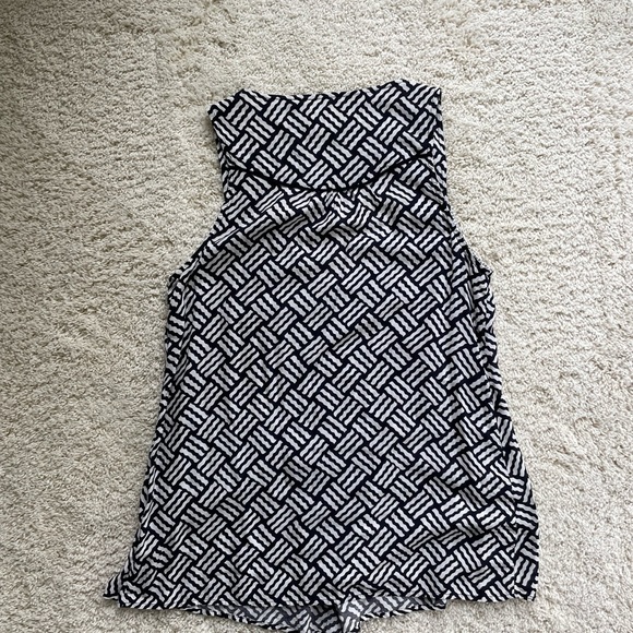 Flowy Tank by Maeve - Picture 5 of 6